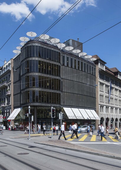 Devanture du magasin Modissa.