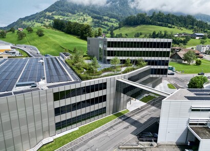 Facade of the Thermoplan buildings.